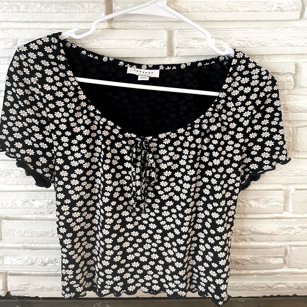 Topshop floral short sleeve top